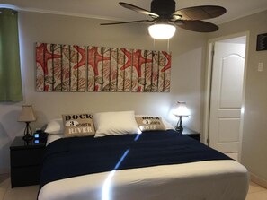 Iron/ironing board, WiFi, bed sheets
