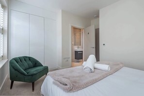 3 camere, ferro/asse da stiro, accesso a Internet, lenzuola