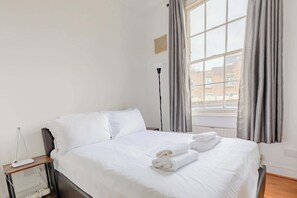 1 bedroom, iron/ironing board, internet, bed sheets