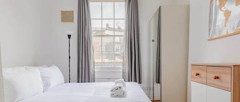 1 bedroom, iron/ironing board, Internet, bed sheets