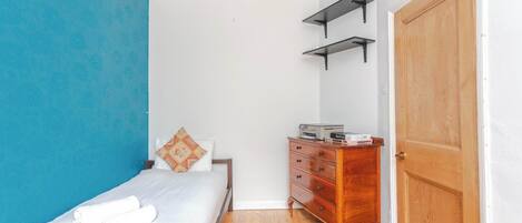 2 Schlafzimmer, Bügeleisen/Bügelbrett, Internetzugang, Bettwäsche