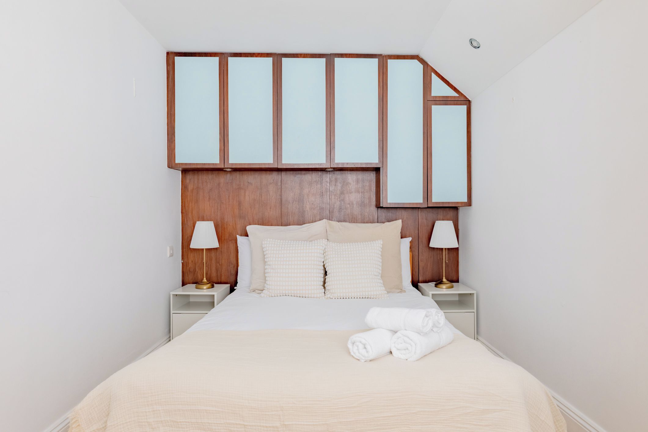 1 bedroom, iron/ironing board, Internet, bed sheets