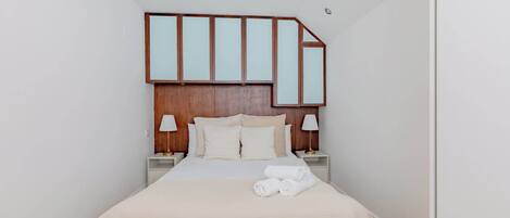 1 bedroom, iron/ironing board, Internet, bed sheets