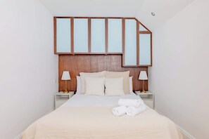 1 bedroom, iron/ironing board, Internet, bed sheets