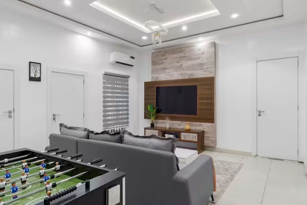 Spielezimmer