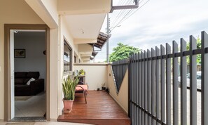 Property grounds - 3BR Townhouse w/ BBQ 700m From Beach Rpp0678 (Penha)