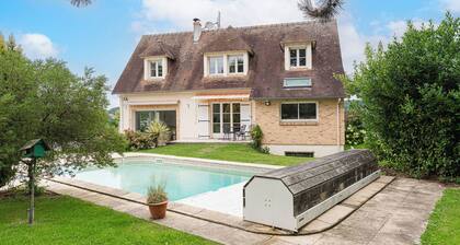 Amazing Villa with Swimming Pool