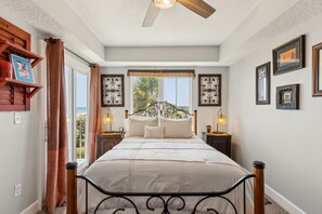 1 chambre, fer et planche à repasser, lit parapluie, Wi-Fi gratuit