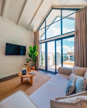 Suite Deluxe, patio, vue sur le lac | AccĂšs au Wi-Fi (inclus)