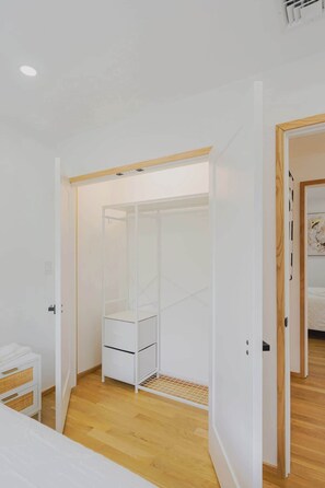 3 chambres, fer et planche à repasser, lit parapluie, Wi-Fi