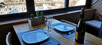 T2 duplex apartment facing the marina