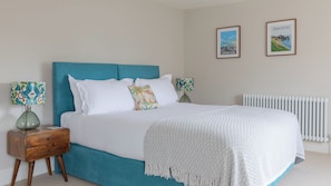 Deluxe Double or Twin Room, Courtyard View | Free WiFi - The Bear Hotel (Wareham)