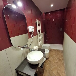 Hair dryer, towels