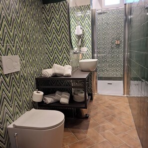 Hair dryer, towels