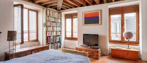 2 Schlafzimmer, Bügeleisen/Bügelbrett, Bettwäsche