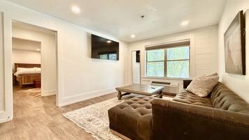 Quarto solteiro premium | Roupas de cama premium, edredons de pluma, individualmente decorados