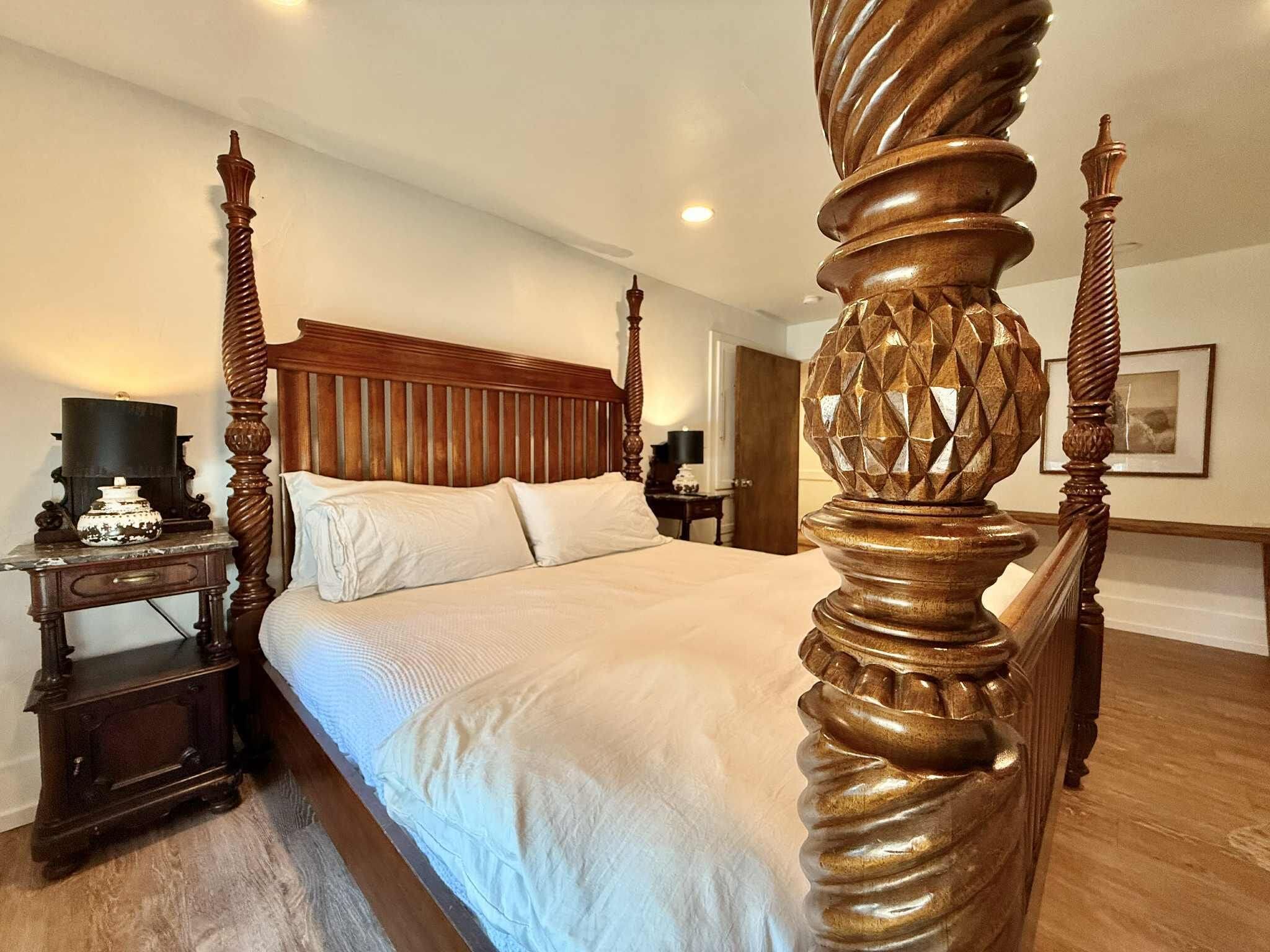 尊荣单人房 | 高档床上用品、羽绒被、特色装修、特色家居