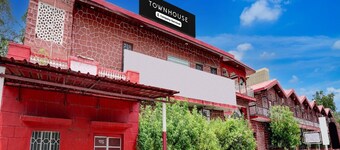 Townhouse Rampura Rawat Resort