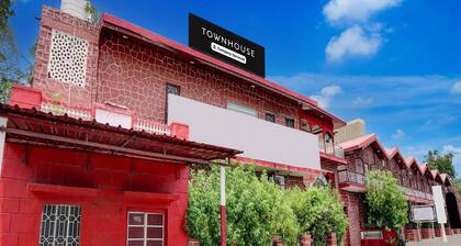 Townhouse Rampura Rawat Resort