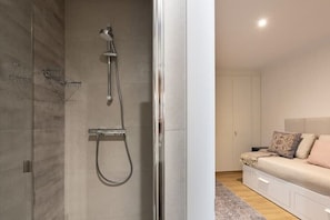 Hair dryer, towels, toilet paper