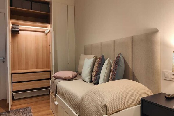 Desk, iron/ironing board, free WiFi, bed sheets