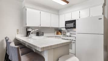 Fridge, microwave, oven, dishwasher