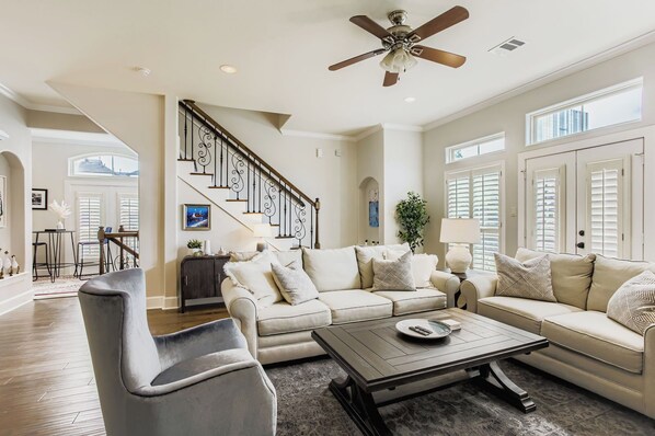 Una Smart TV, libros