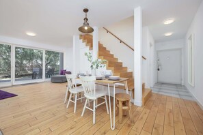 Dining - Kręta 1 Warszawa | Lovely Apartment | Parking (Warszawa)