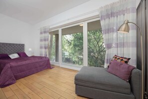 2 chambres, fer et planche à repasser, lit parapluie, Wi-Fi