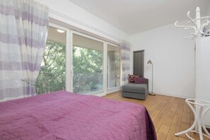 2 chambres, fer et planche à repasser, lit parapluie, Wi-Fi