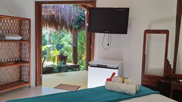 Chambre Double Deluxe, 1 lit double, vue jardin