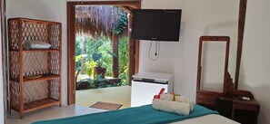 Deluxe Double Room, 1 Double Bed, Garden View | Individually decorated, individually furnished, free WiFi, bed sheets - Casa Bela Boipeba (Cairu)