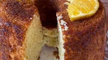 Free daily cooked-to-order breakfast