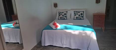 Deluxe Double Room, 1 Double Bed, Garden View
