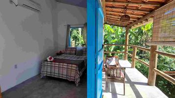 Estúdio superior, 1 cama de casal, vista para o jardim | Wi-Fi de cortesia