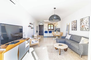 Villa (2 Bedrooms) | Interior