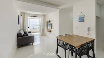 Basic Apartment | Interior