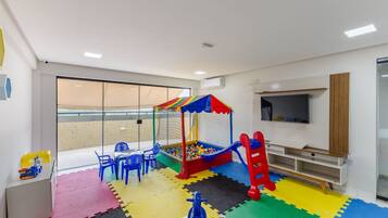 Basic Apartment | Children's area