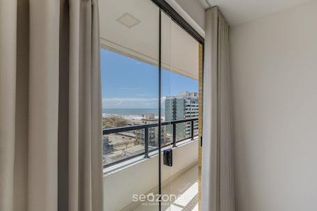 Basic Apartment | Interior