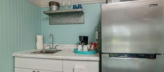 Waterfront Coconut Cottage in Fort Myers Beach