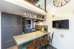 Apartment | Eigene Küche | Mikrowelle, Geschirrspüler
