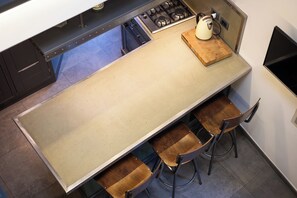 Micro-ondes, lave-vaisselle