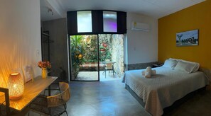 Deluxe Double Room | Free WiFi