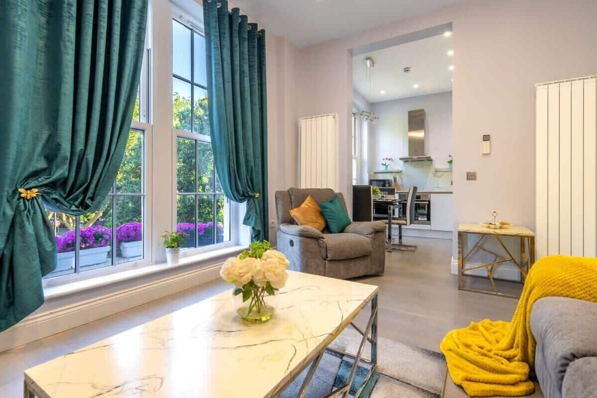 Exclusive Apartment | Living area