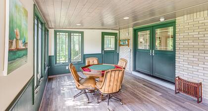 Piney River Escape Hot Tub and Outdoor Kitchen