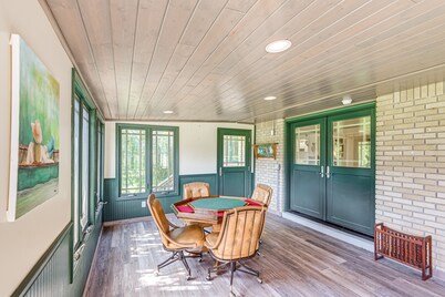 Piney River Escape  Hot Tub and Outdoor Kitchen