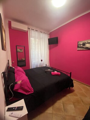 1 chambre, Wi-Fi gratuit, draps fournis