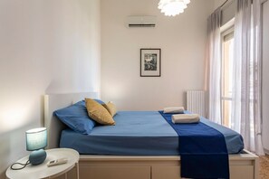 2 bedrooms, iron/ironing board