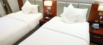 Best Day Hotel And Resorts