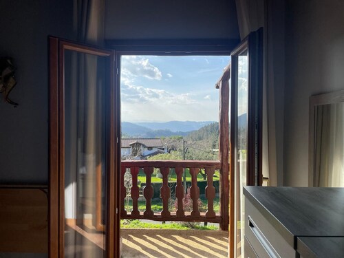 Chalet « Txatonea » avec vue sur la montagne, terrasse privée et Wi-Fi